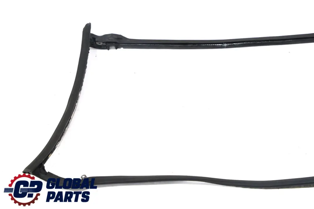 Dichtung Dachschale Mitte Versenkbares Hardtop Alu Matt für BMW 3 er E93 mit Teilenummer 7128761 BMW 3 er E93 Dichtung Dachschale Mitte Versenkbares Hardtop Alu Matt - SKU 7128761 - Teilenummer 7128761