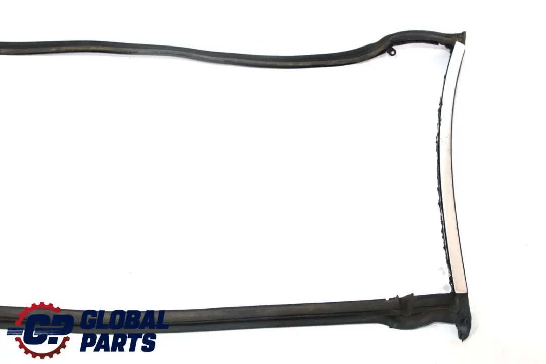 Dichtung Dachschale Mitte Versenkbares Hardtop Alu Matt für BMW 3 er E93 mit Teilenummer 7128761 BMW 3 er E93 Dichtung Dachschale Mitte Versenkbares Hardtop Alu Matt - SKU 7128761 - Teilenummer 7128761