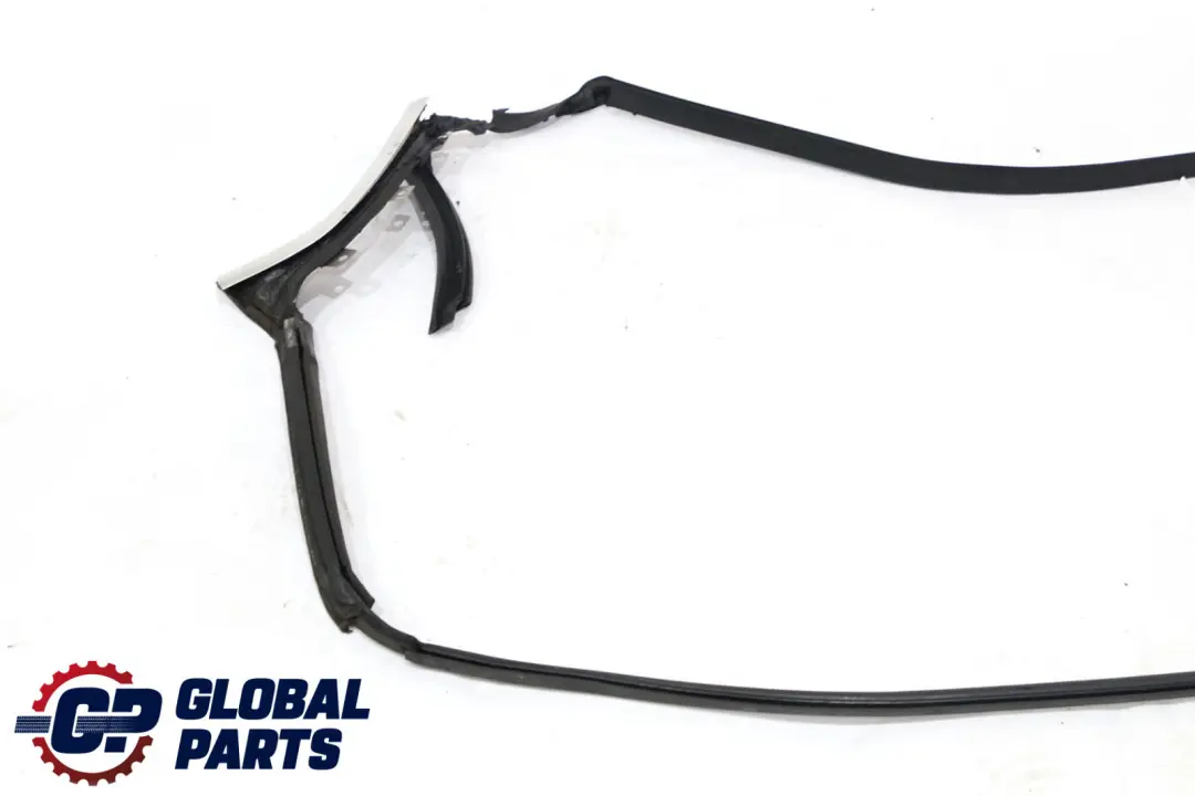 Dichtung Dachschale Hinten Versenkbares Hardtop Alu Matt für BMW 3 er E93 mit Teilenummer 7128762 BMW 3 er E93 Dichtung Dachschale Hinten Versenkbares Hardtop Alu Matt - SKU 7128762 - Teilenummer 7128762