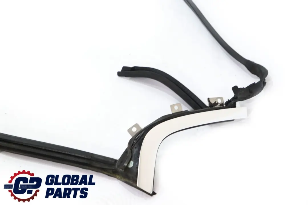 Dichtung Dachschale Hinten Versenkbares Hardtop Alu Matt für BMW 3 er E93 mit Teilenummer 7128762 BMW 3 er E93 Dichtung Dachschale Hinten Versenkbares Hardtop Alu Matt - SKU 7128762 - Teilenummer 7128762