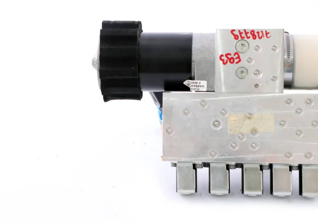 Pompe Hydraulique De Toit Ouvrant 7128780 pour BMW E93 Cabriolet à propos du numéro de pièce 7128779 BMW E93 Cabriolet Pompe Hydraulique De Toit Ouvrant 7128780 - SKU 7128779 - Numéro de pièce 7128779