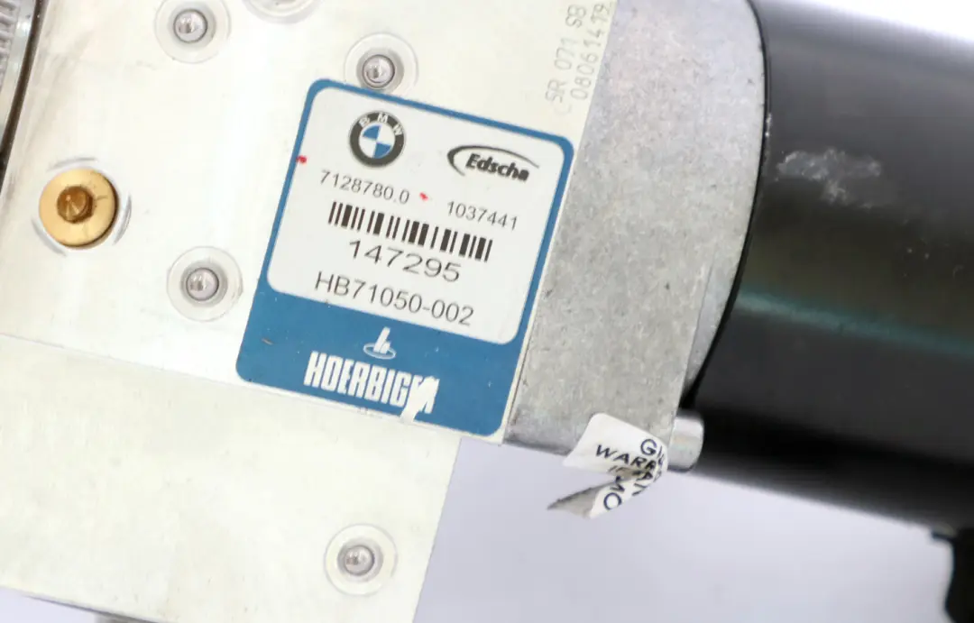 Unita Idraulica Aggregato Idraulico 7128780 per BMW E93 Cabrio con numero di parte 7128779 BMW E93 Cabrio Unita Idraulica Aggregato Idraulico 7128780 - SKU 7128779 - Numero di parte 7128779