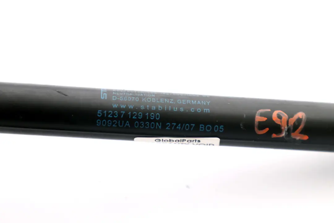 E93N LCI Molla a Gas Lembo Anteriore 330N per BMW E92 E92N E93 con numero di parte 7129190 BMW E92 E92N E93 E93N LCI Molla a Gas Lembo Anteriore 330N - SKU 7129190 - Numero di parte 7129190