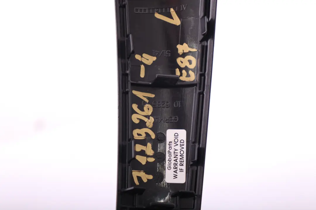 Blende Türinnengriff links Gomera Schwarz für BMW 1 er 4 E87 mit Teilenummer 7129261 BMW 1 er 4 E87 Blende Türinnengriff links Gomera Schwarz - SKU 7129261-4 - Teilenummer 7129261