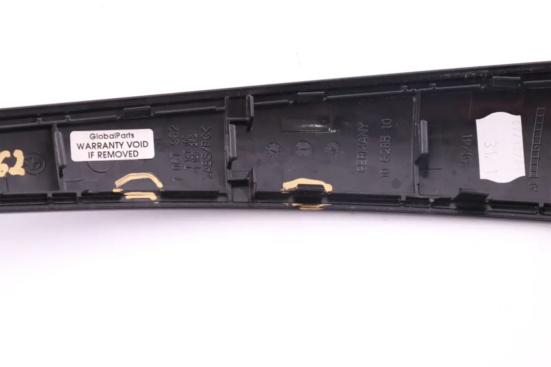 BMW E87 Embellecedor Tirador Interior Puerta Gomera Negro Derecha - SKU 7129262 - Número de pieza 7129262