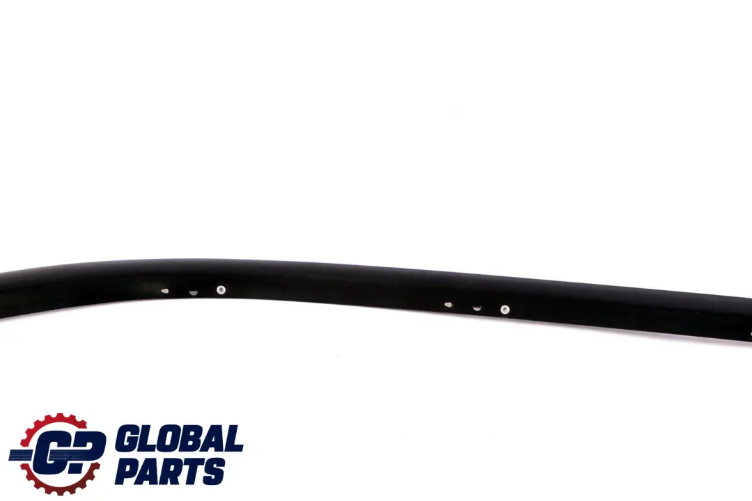 Moldura Recorte Lateral Marco Trasero Derecho Negro para BMW E91 E91N LCI con número de pieza 7129666 BMW E91 E91N LCI Moldura Recorte Lateral Marco Trasero Derecho Negro - SKU 7129666 - Número de pieza 7129666