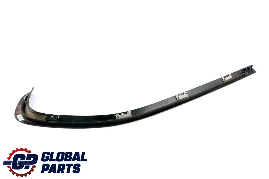 Moldura Recorte Lateral Marco Trasero Derecho Negro para BMW E91 E91N LCI con número de pieza 7129666 BMW E91 E91N LCI Moldura Recorte Lateral Marco Trasero Derecho Negro - SKU 7129666 - Número de pieza 7129666