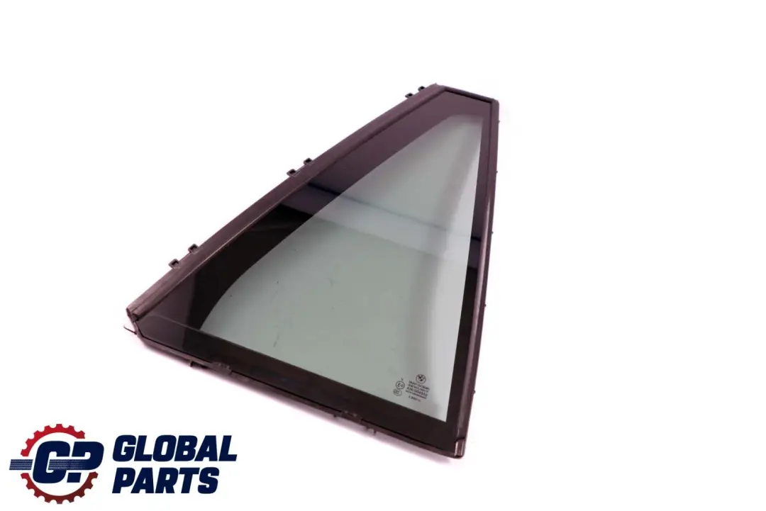 Vetro Fisso Laterale Porta Posteriore Destra As3 per BMW X5 E70 con numero di parte 7129736 BMW X5 E70 Vetro Fisso Laterale Porta Posteriore Destra As3 - SKU 7129736 - Numero di parte 7129736