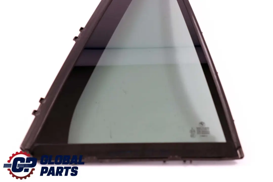 Vetro Fisso Laterale Porta Posteriore Destra As3 per BMW X5 E70 con numero di parte 7129736 BMW X5 E70 Vetro Fisso Laterale Porta Posteriore Destra As3 - SKU 7129736 - Numero di parte 7129736