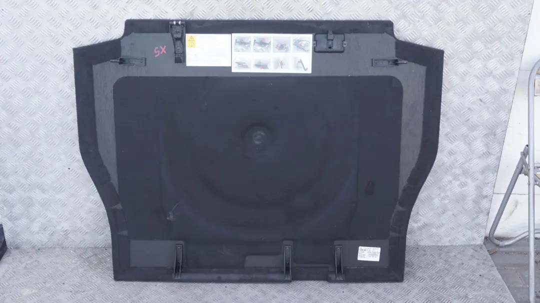 Podłoga wykładzina bagażnika czarna do BMW E53 X5 o numerze 7129740 BMW E53 X5 Podłoga wykładzina bagażnika czarna - SKU 7129740 - Numer Części 7129740