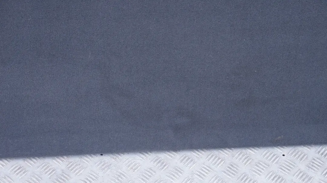 Podłoga wykładzina bagażnika czarna do BMW E53 X5 o numerze 7129740 BMW E53 X5 Podłoga wykładzina bagażnika czarna - SKU 7129740 - Numer Części 7129740