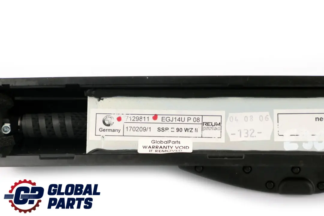 Left N/S Roller Sun Screen Triangular Window Left N/S to BMW 3 Series E90 with Part number 7129811 BMW 3 Series E90 Left N/S Roller Sun Screen Triangular Window Left N/S - SKU 7129811 - Part number 7129811