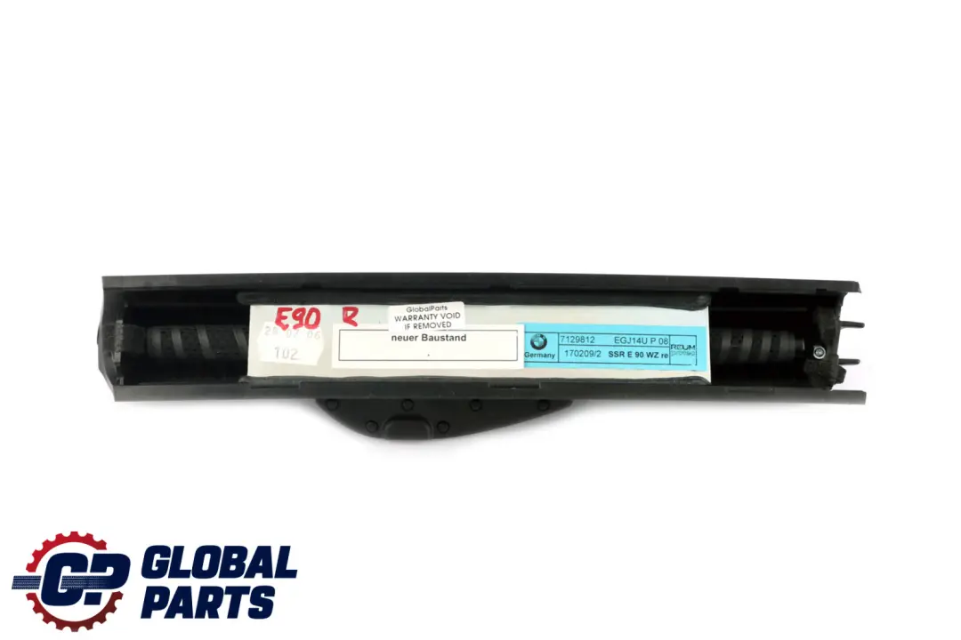 Derecho Roller Sun Screen Triangular Ventana para BMW E90 con número de pieza 7129812 BMW E90 Derecho Roller Sun Screen Triangular Ventana - SKU 7129812 - Número de pieza 7129812