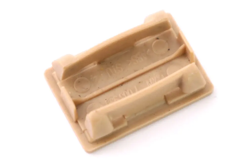 BMW 1 er E81 E82 E87 E87N E88 Seitenverkleidung Fussraum Abdeckung Beige - SKU 7129940 - Teilenummer 7008935