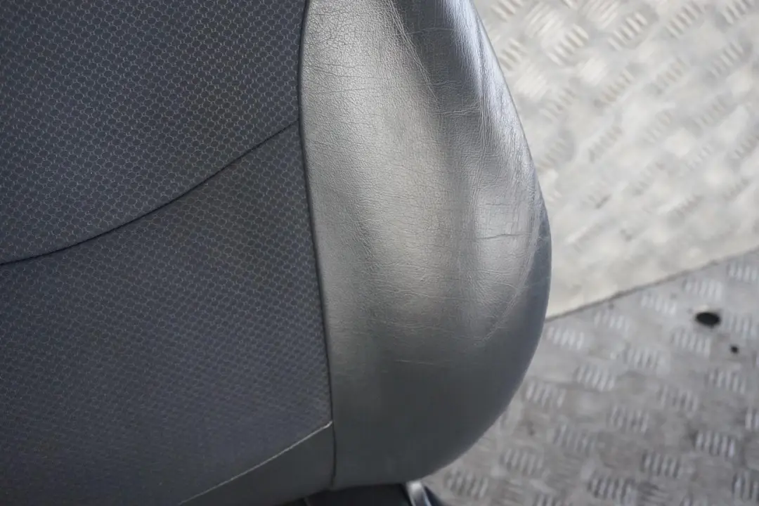  £BMW Mini Cooper R52 Cabrio Front Right O/S Cloth / Leather Seat Panther Black - SKU 7130084-1 - Part number 7130084