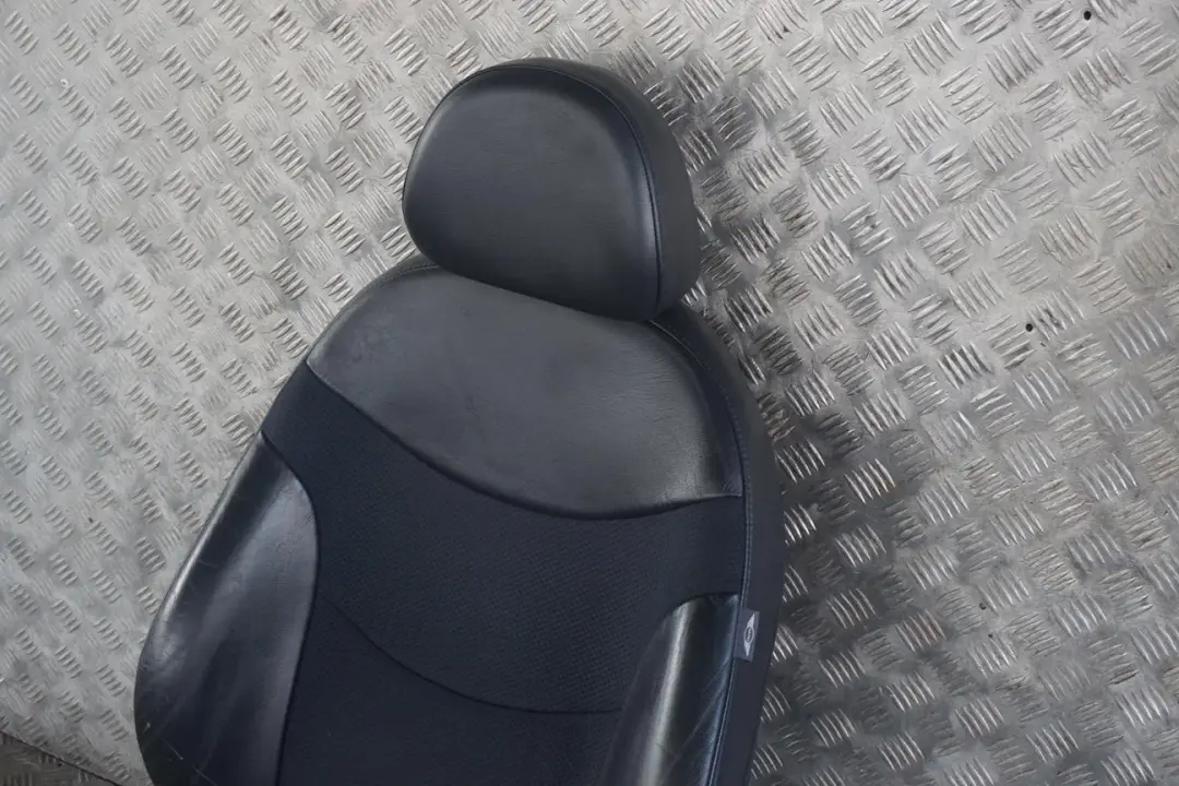 vorne rechts Sportsitz Lehne Stoff / Leder für BMW Mini Cooper 1 R52 mit Teilenummer 7130084 BMW Mini Cooper 1 R52 vorne rechts Sportsitz Lehne Stoff / Leder - SKU 7130084-1 - Teilenummer 7130084