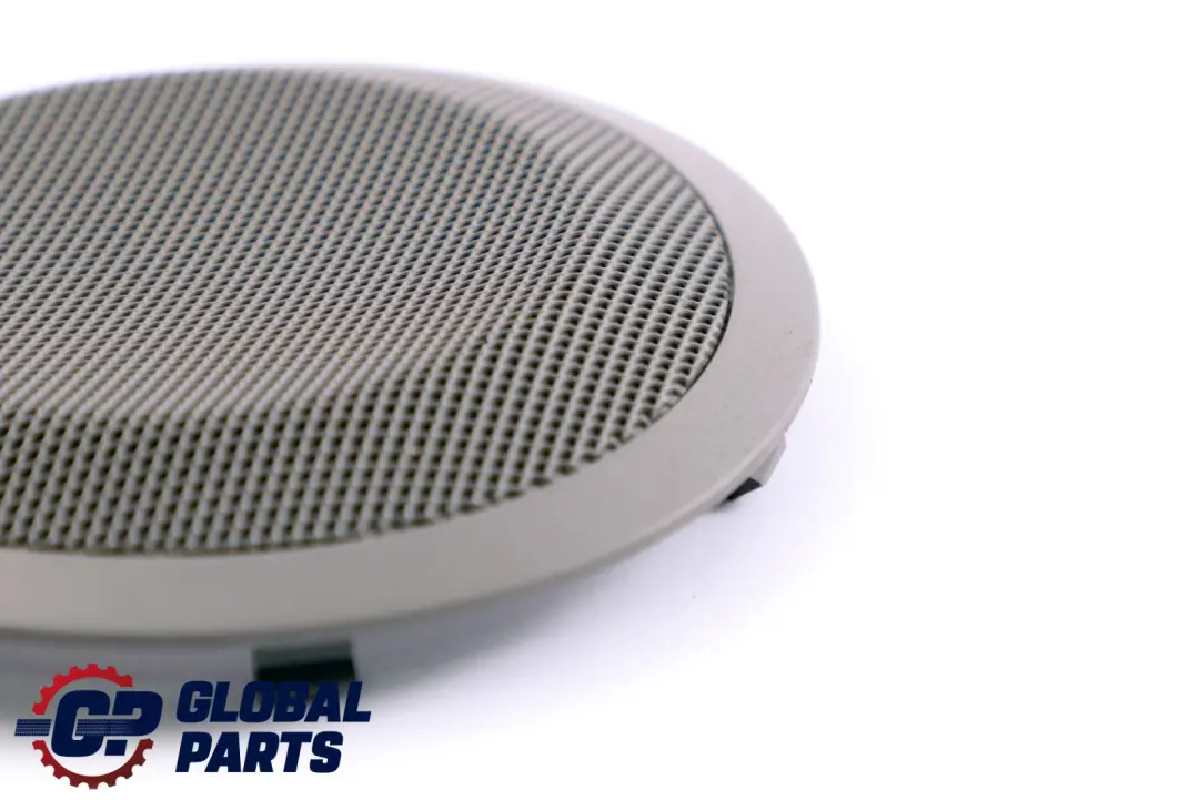 Cubierta Altavoz Gris Panel De La Puerta Trim 7130179 para BMW E90 E91 M3 con número de pieza 7144561 BMW E90 E91 M3 Cubierta Altavoz Gris Panel De La Puerta Trim 7130179 - SKU 7130179-1 - Número de pieza 7144561