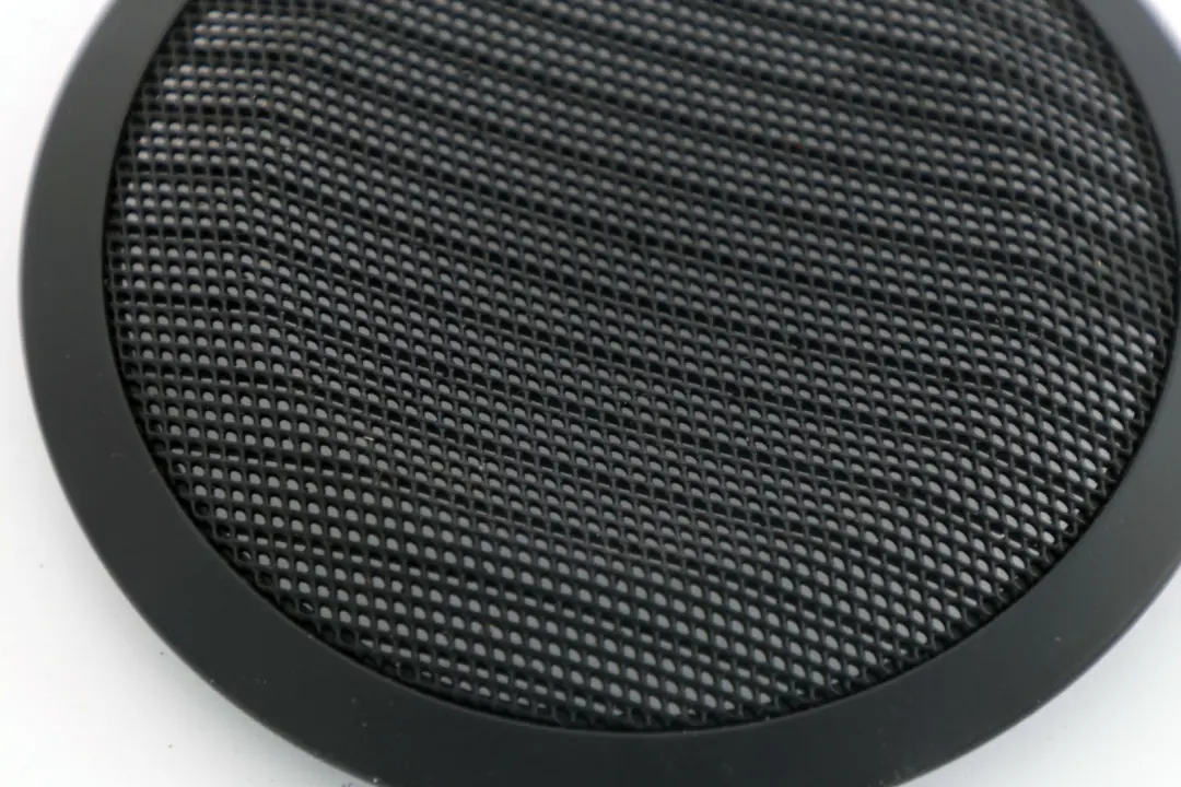 Cache Haut-parleur Noir Panneau de Porte pour BMW E90 E91 M3 à propos du numéro de pièce 7144559 BMW E90 E91 M3 Cache Haut-parleur Noir Panneau de Porte - SKU 7130179 - Numéro de pièce 7144559