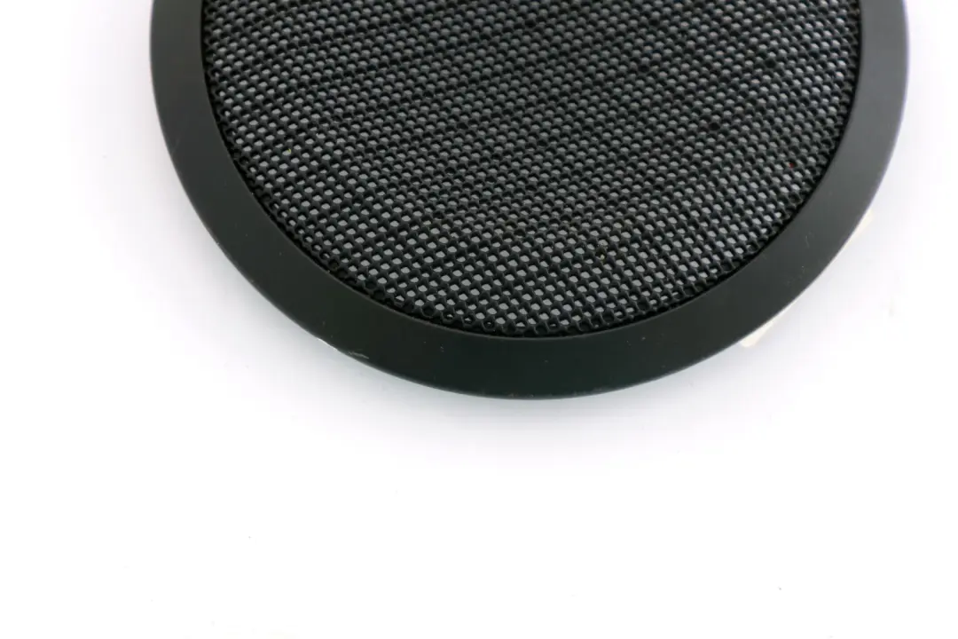 Cache Haut-parleur Noir Panneau de Porte pour BMW E90 E91 M3 à propos du numéro de pièce 7144559 BMW E90 E91 M3 Cache Haut-parleur Noir Panneau de Porte - SKU 7130179 - Numéro de pièce 7144559