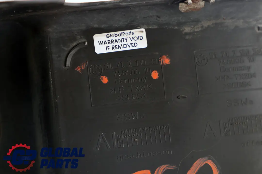 Tapa del engranaje de la dirección izquierda Negro para BMW E60 E61 E63 E64 con número de pieza 7127251 BMW E60 E61 E63 E64 Tapa del engranaje de la dirección izquierda Negro - SKU 7130331 - Número de pieza 7127251
