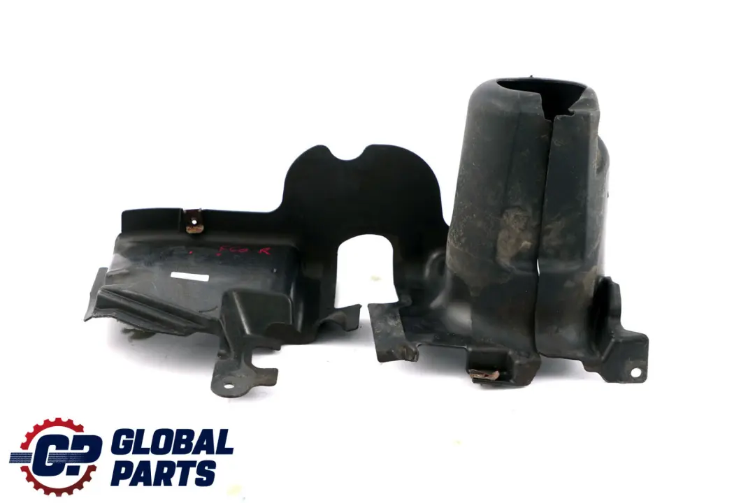 Coperchio Ingranaggio Sterzo Inferiore Destro per BMW E60 E61 con numero di parte 7130332 BMW E60 E61 Coperchio Ingranaggio Sterzo Inferiore Destro - SKU 7130332 - Numero di parte 7130332