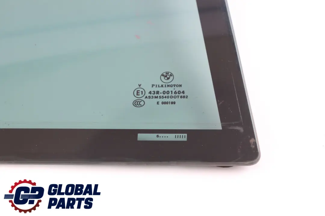 Cristal Fijo Trasero Tintado AS3 Puerta Derecha para BMW E90 con número de pieza 7130362 BMW E90 Cristal Fijo Trasero Tintado AS3 Puerta Derecha - SKU 7130362 - Número de pieza 7130362