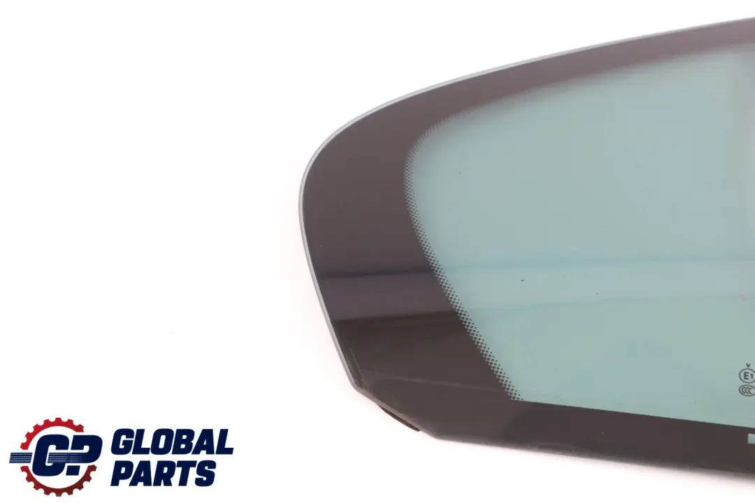 Cristal Fijo Trasero Tintado AS3 Puerta Derecha para BMW E90 con número de pieza 7130362 BMW E90 Cristal Fijo Trasero Tintado AS3 Puerta Derecha - SKU 7130362 - Número de pieza 7130362