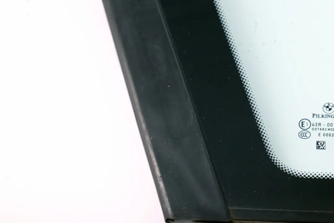 Fila E91 E91N LCI Verde Finestrino con Guarnizione Sinistra Indietro per BMW con numero di parte 7130365 BMW Fila E91 E91N LCI Verde Finestrino con Guarnizione Sinistra Indietro - SKU 7130365-1 - Numero di parte 7130365