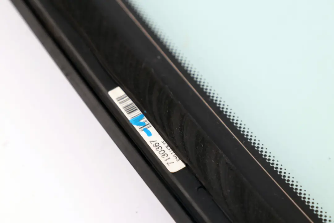 Green Side Window With Gasket Rear Left Glass N/S Chrome to BMW 3 Series E91 with Part number 7130367 BMW 3 Series E91 Green Side Window With Gasket Rear Left Glass N/S Chrome - SKU 7130367-1 - Part number 7130367