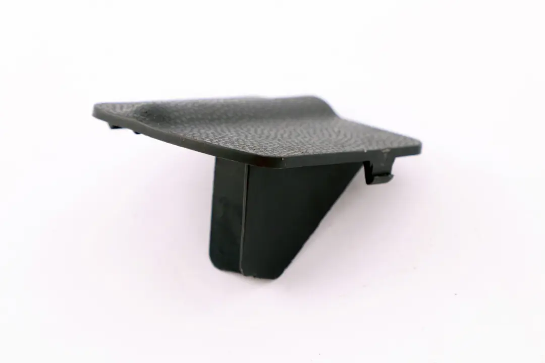 Embellecedor Tapa Maletero Izquierda para Mini Cooper R52 con número de pieza 7130387 Mini Cooper R52 Embellecedor Tapa Maletero Izquierda - SKU 7130387 - Número de pieza 7130387