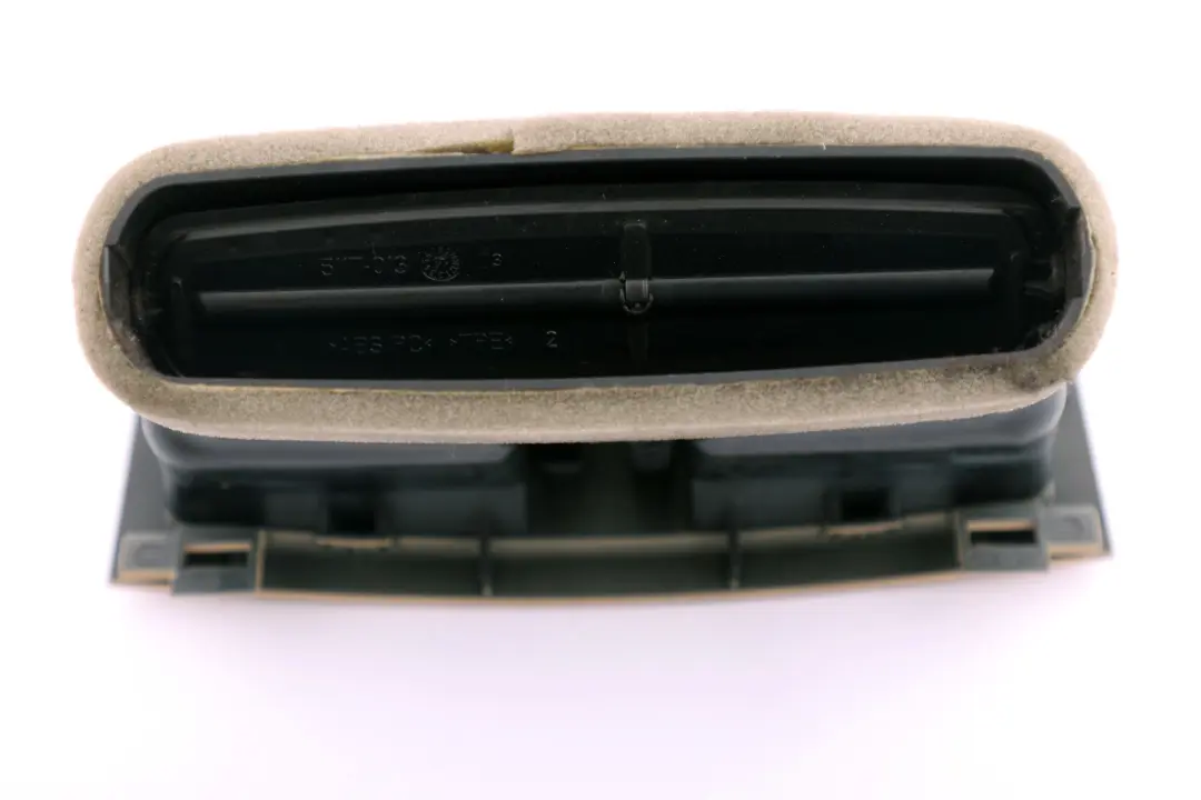 Grille D'Aération Arrière A/C Air Grille Beige pour BMW E90 E91 à propos du numéro de pièce 7130709 BMW E90 E91 Grille D'Aération Arrière A/C Air Grille Beige - SKU 7130709 - Numéro de pièce 7130709