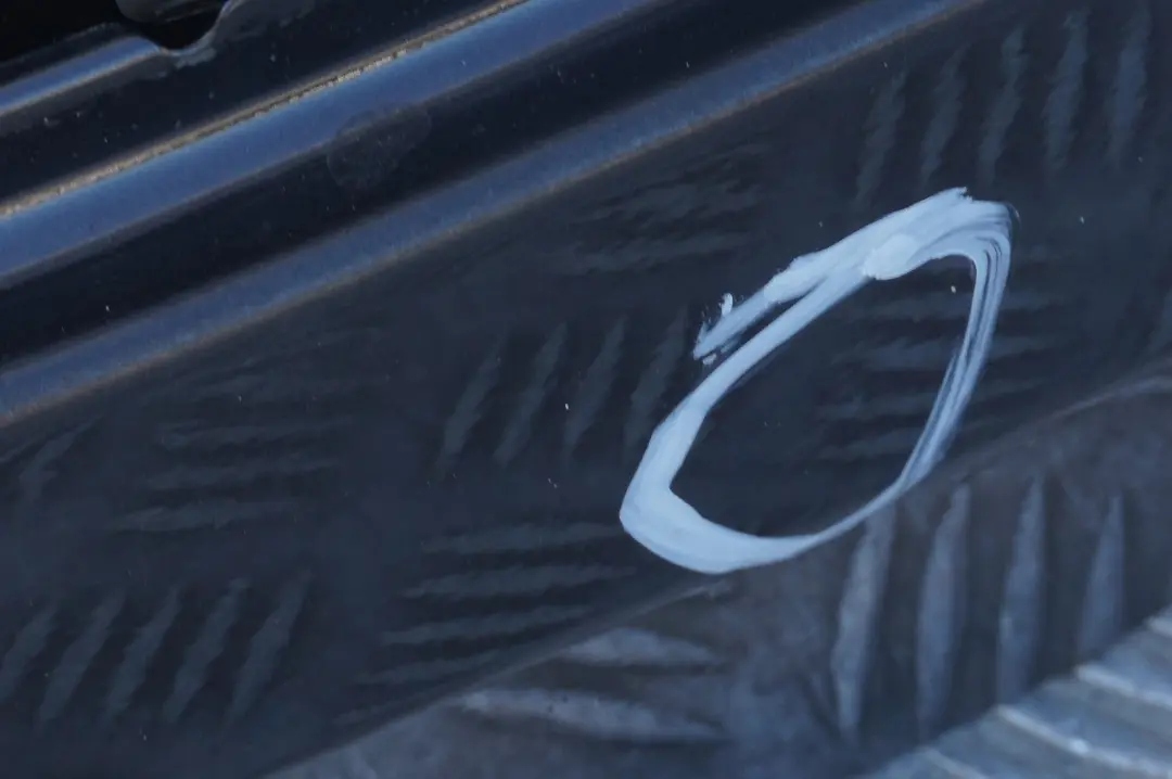 Trunk Lid Bottom Lower Boot Tailgate Black Sapphire Metalli to BMW X5 Series E53 6 with Part number 7130827 BMW X5 Series E53 6 Trunk Lid Bottom Lower Boot Tailgate Black Sapphire Metalli - SKU 7130827-BS6 - Part number 7130827