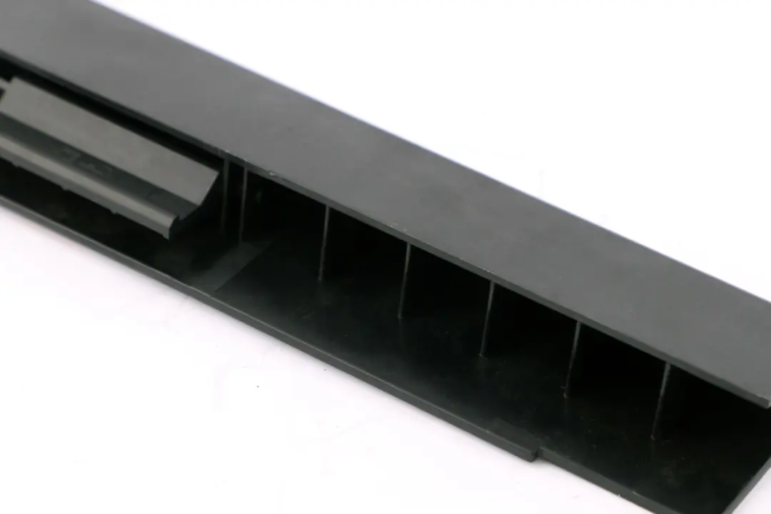 BMW 6 Series E63 E64 Glove Box Covering Cover Schwarz - SKU 7130884 - Part number 7130884