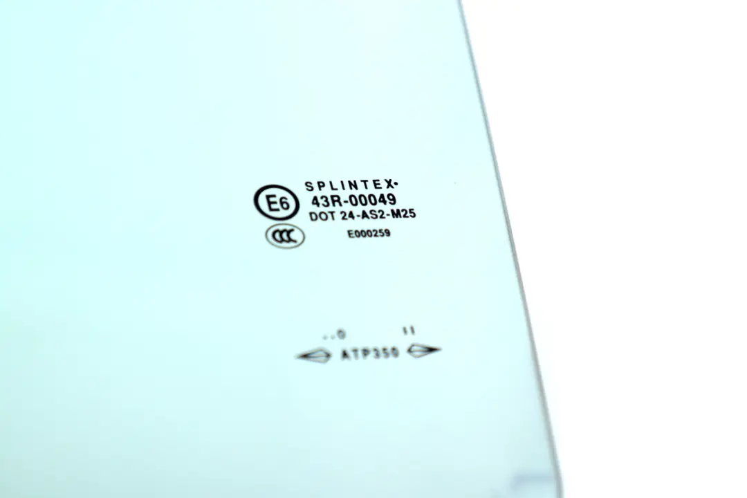 vetro del finestrino anteriore sinistro AS2 verde per Mini Cooper R50 R52 R53 con numero di parte 7130909 Mini Cooper R50 R52 R53 vetro del finestrino anteriore sinistro AS2 verde - SKU 7130909 - Numero di parte 7130909