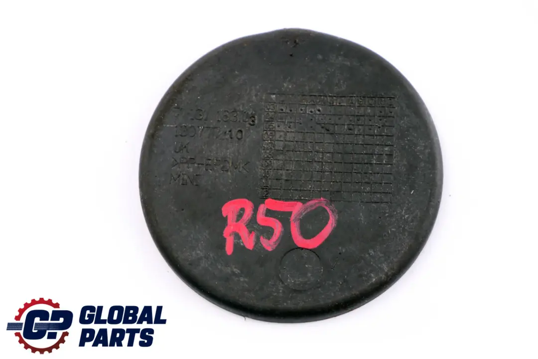 Inserto In Gomma Portabevande Console Centrale per Mini Cooper R50 R52 R53 con numero di parte 7131183 Mini Cooper R50 R52 R53 Inserto In Gomma Portabevande Console Centrale - SKU 7131183 - Numero di parte 7131183