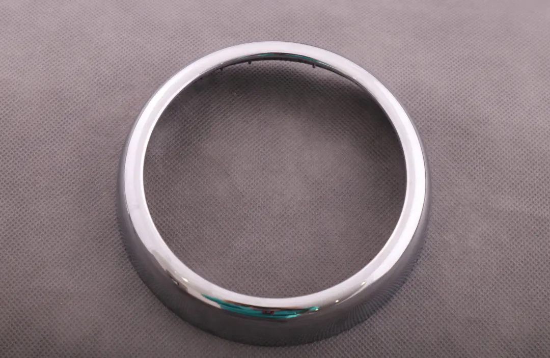 Mittelkonsole Zierring Schaltbalg Chrom für BMW Mini Cooper R50 R52 R53 mit Teilenummer 7131186 BMW Mini Cooper R50 R52 R53 Mittelkonsole Zierring Schaltbalg Chrom - SKU 7131186 - Teilenummer 7131186