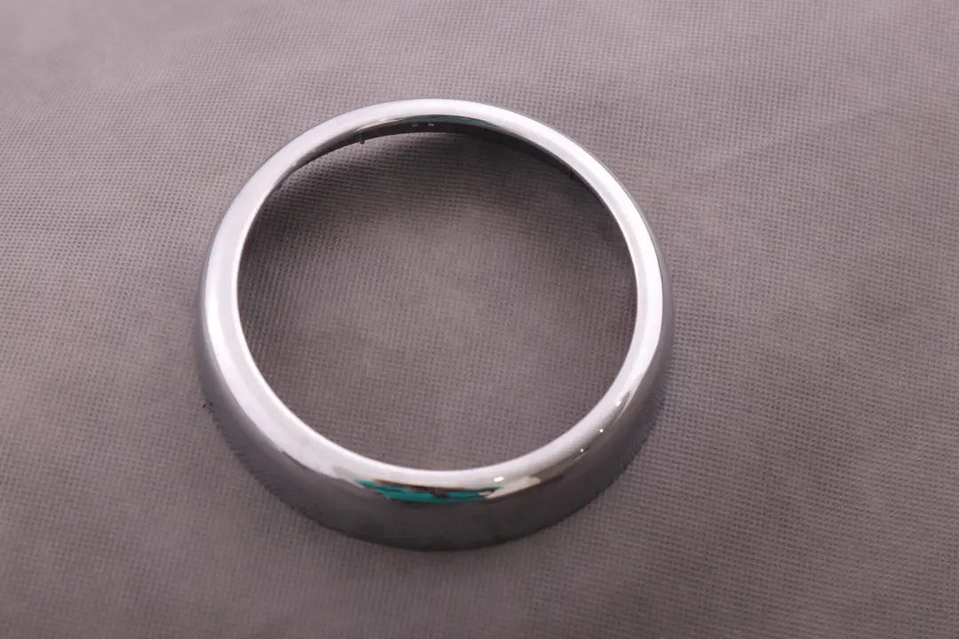 Consola Central Cromo Bota Anillo embellecedor para Mini Cooper R50 R52 R53 con número de pieza 7131186 Mini Cooper R50 R52 R53 Consola Central Cromo Bota Anillo embellecedor - SKU 7131186 - Número de pieza 7131186