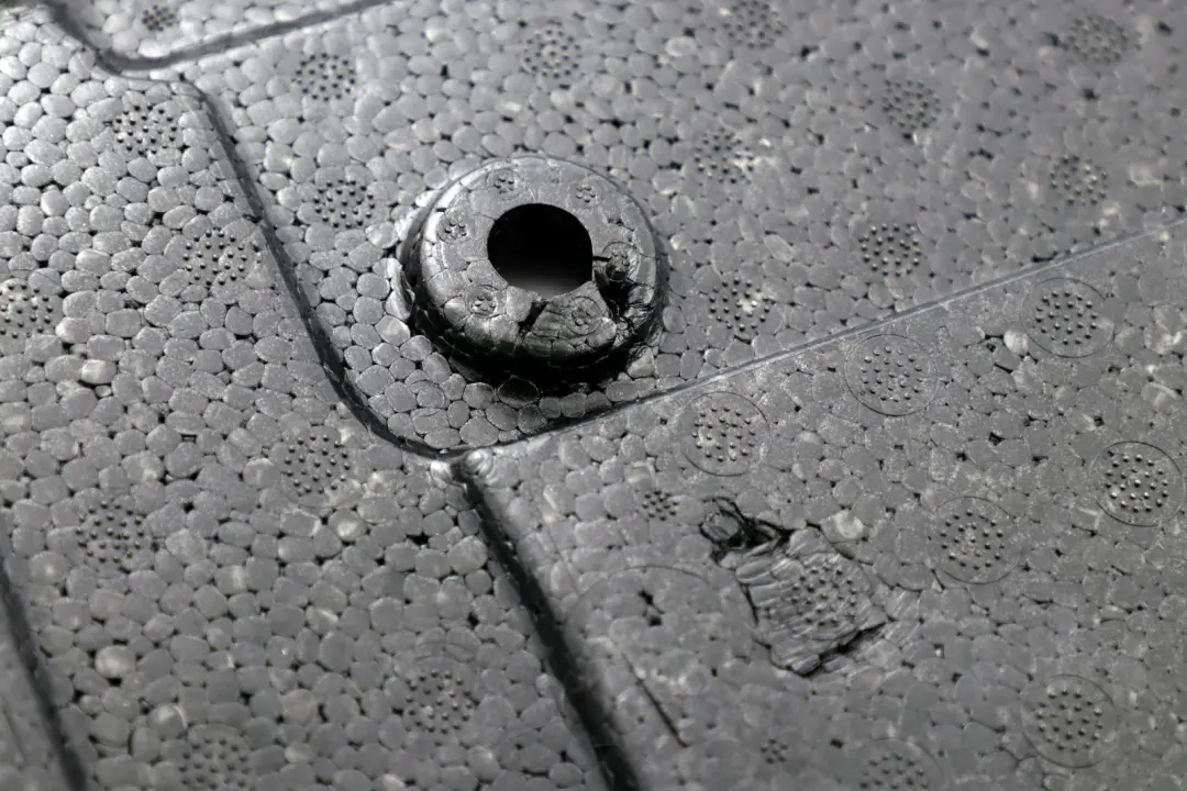 E64N LCI Unterlage Einlegeboden Kofferraum Gepäckraum für BMW 6 er E64 mit Teilenummer 7131296 BMW 6 er E64 E64N LCI Unterlage Einlegeboden Kofferraum Gepäckraum - SKU 7131296 - Teilenummer 7131296