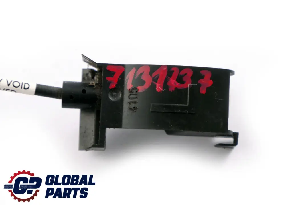 Bowden Cable Outside Door Handle Front Left N/S to BMW 7 Series E65 E66 E67 with Part number 7131737 BMW 7 Series E65 E66 E67 Bowden Cable Outside Door Handle Front Left N/S - SKU 7131737 - Part number 7131737