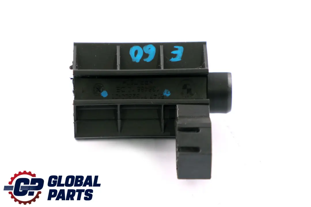 BMW E60 E60N LCI Support de cloison de compartiment a bagages a indentation - SKU 7132300 - Numéro de pièce 7132300