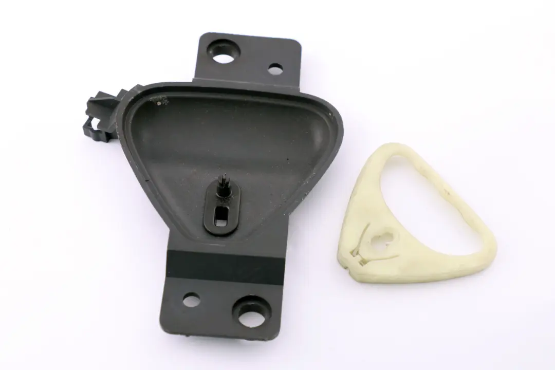 Recessed Handle Emergency Unlocking to BMW Mini R52 R57 with Part number 7132410 BMW Mini R52 R57 Recessed Handle Emergency Unlocking - SKU 7132410-1 - Part number 7132410