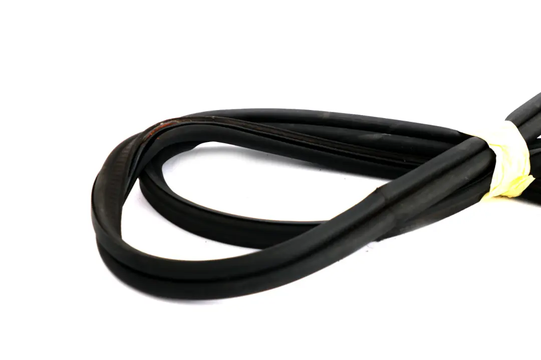 Mini R50 R53 R56 LCI Trunk Boot Lid tailgate Gasket Seal Rubber - SKU 7132471 - Part number 7132471