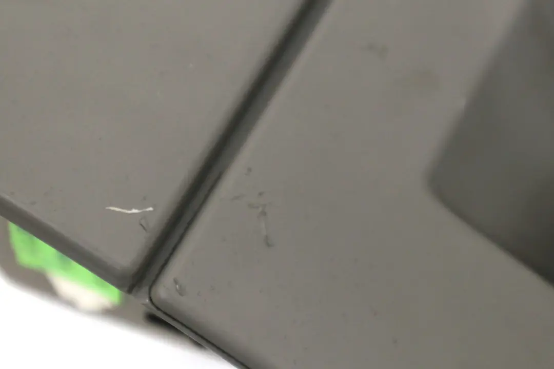 Folding Box Driver's Side Part Grey 7132866 to BMW 3 Series E90 E91 E92 with Part number 7141726 BMW 3 Series E90 E91 E92 Folding Box Driver's Side Part Grey 7132866 - SKU rhd-7132866 - Part number 7141726