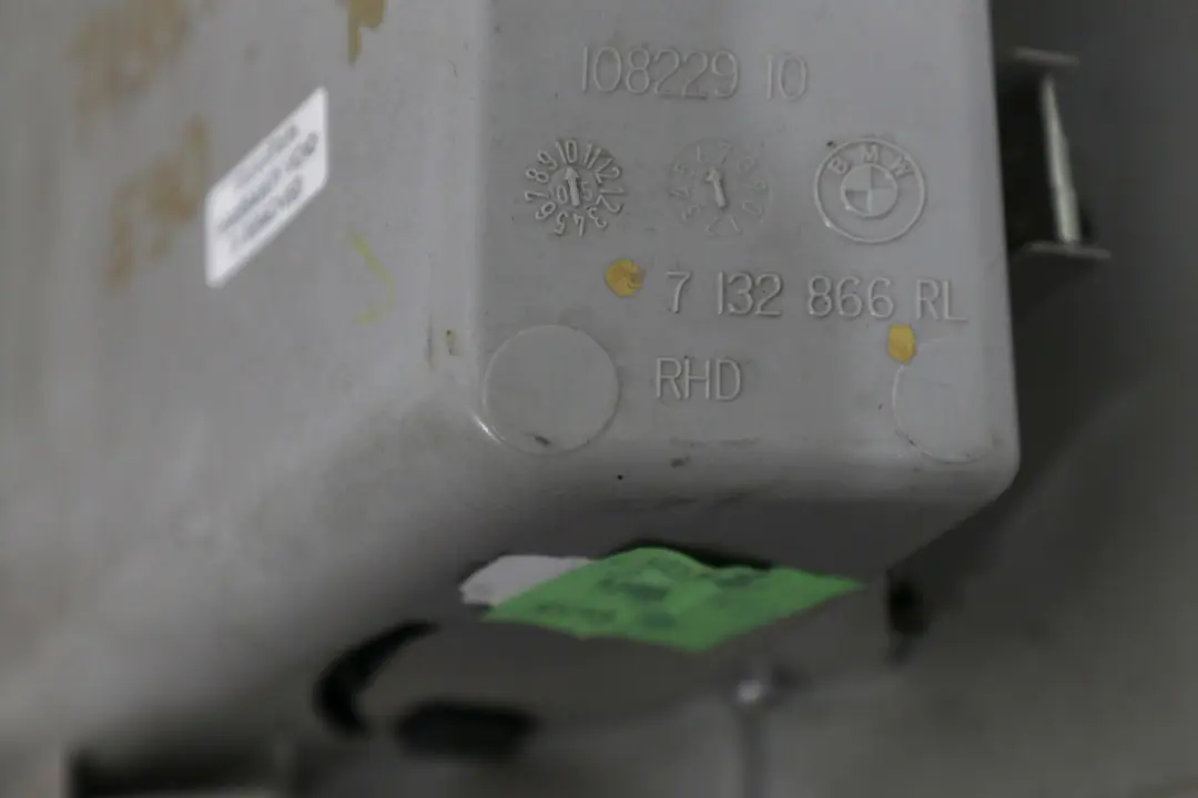 Folding Box Driver's Side Part Grey 7132866 to BMW 3 Series E90 E91 E92 with Part number 7141726 BMW 3 Series E90 E91 E92 Folding Box Driver's Side Part Grey 7132866 - SKU rhd-7132866 - Part number 7141726