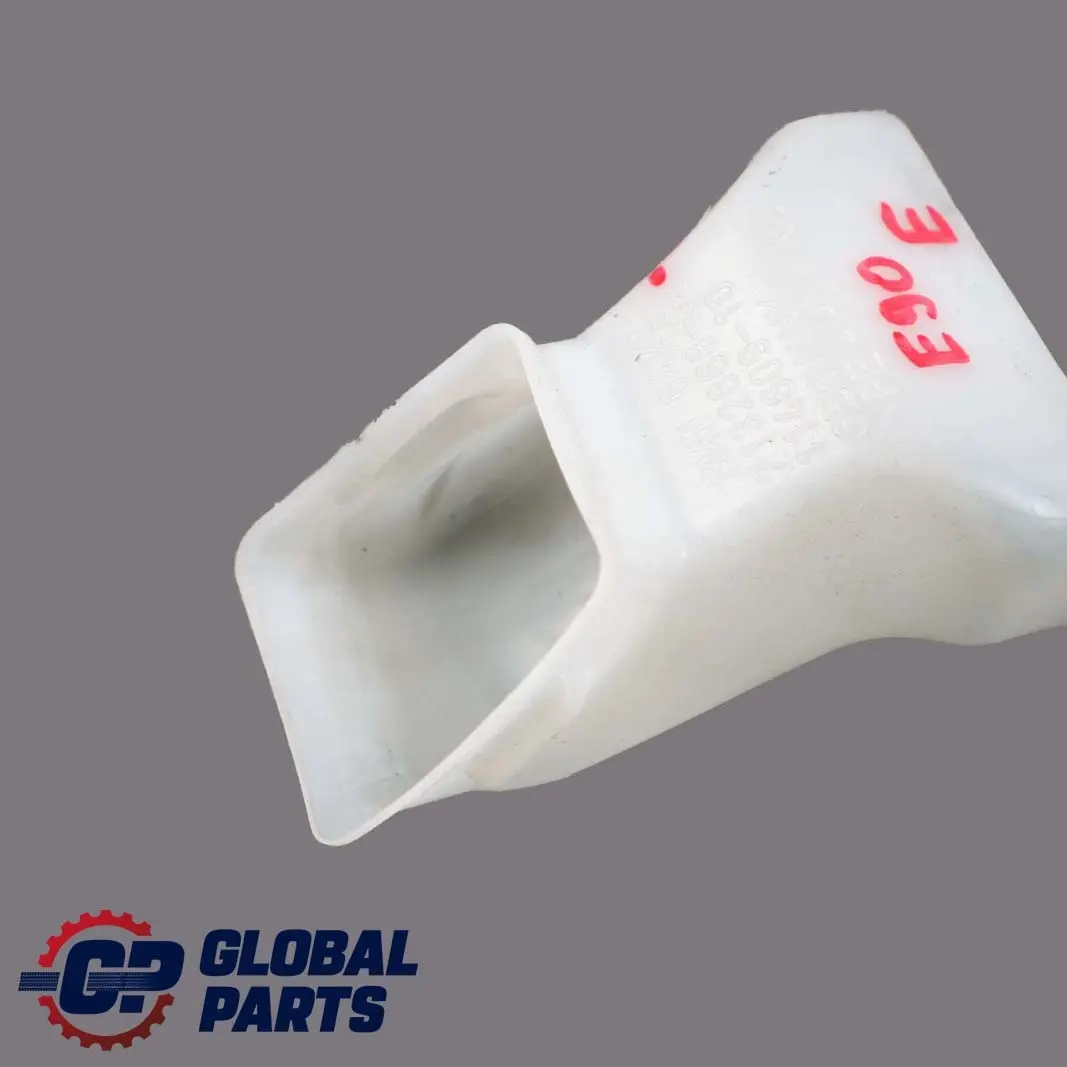 Conduit Fussraum Droite pour BMW E90 E91 E92 E93 à propos du numéro de pièce 7132868 BMW E90 E91 E92 E93 Conduit Fussraum Droite - SKU 7132868-1 - Numéro de pièce 7132868