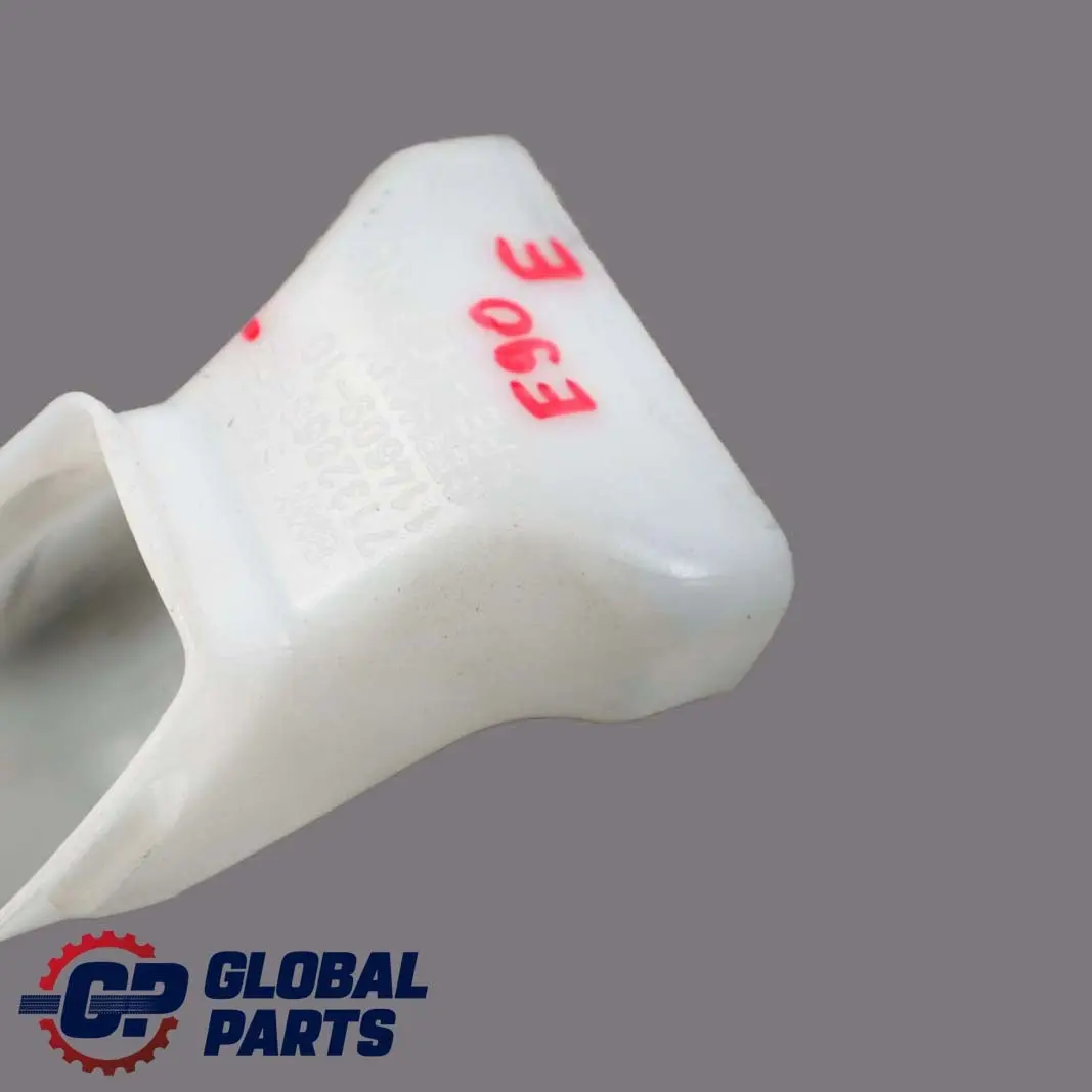 Condotto Riscaldatore Pavimento Destro Bianco per BMW E90 E91 E92 E93 con numero di parte 7132868 BMW E90 E91 E92 E93 Condotto Riscaldatore Pavimento Destro Bianco - SKU 7132868-1 - Numero di parte 7132868