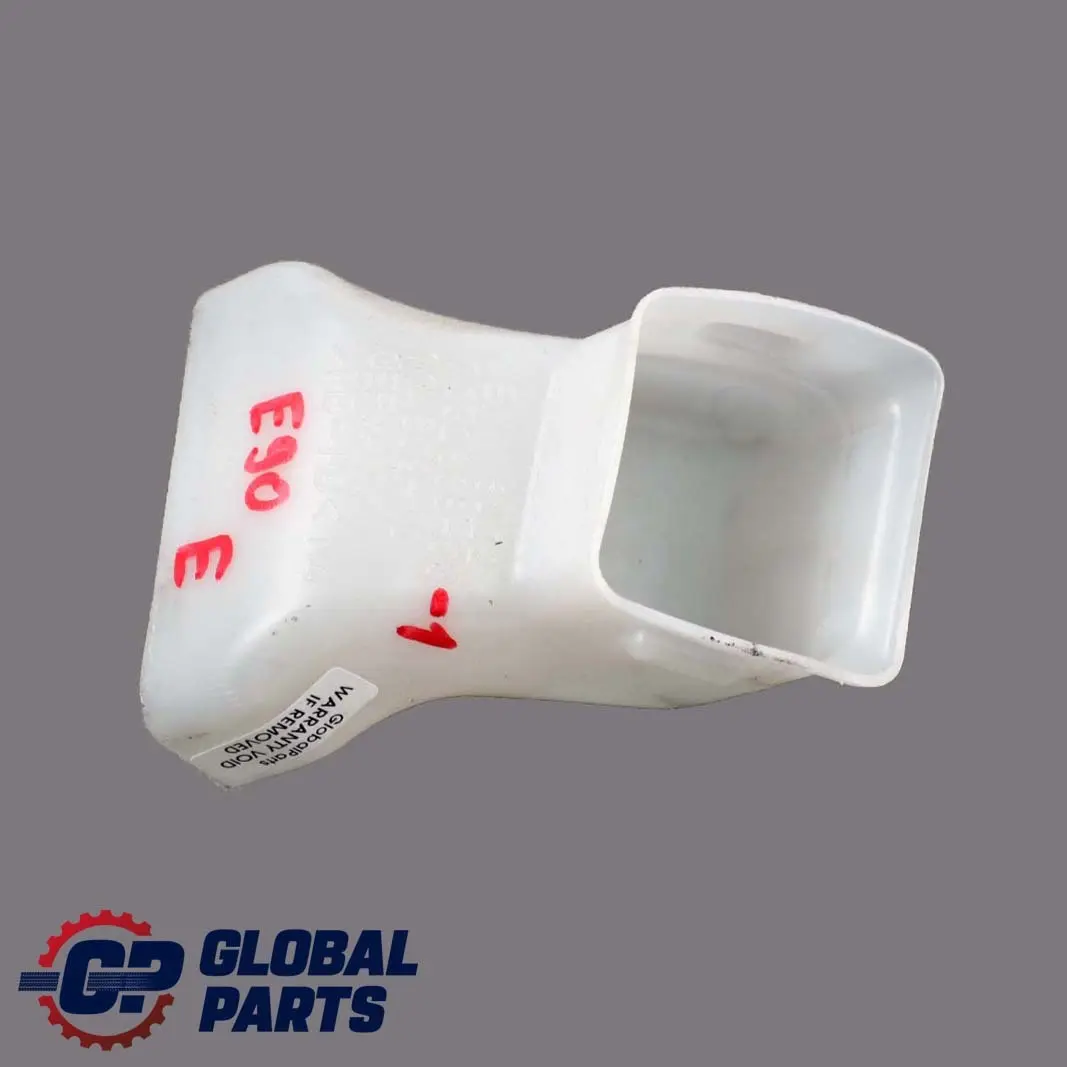 Conduit Fussraum Droite pour BMW E90 E91 E92 E93 à propos du numéro de pièce 7132868 BMW E90 E91 E92 E93 Conduit Fussraum Droite - SKU 7132868-1 - Numéro de pièce 7132868