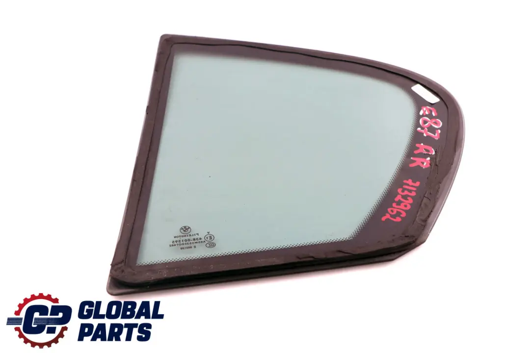 Cristal De Ventana Trasera Fijo Oscuro AS3 Derecho para BMW E87 con número de pieza 7132962 BMW E87 Cristal De Ventana Trasera Fijo Oscuro AS3 Derecho - SKU 7132962 - Número de pieza 7132962