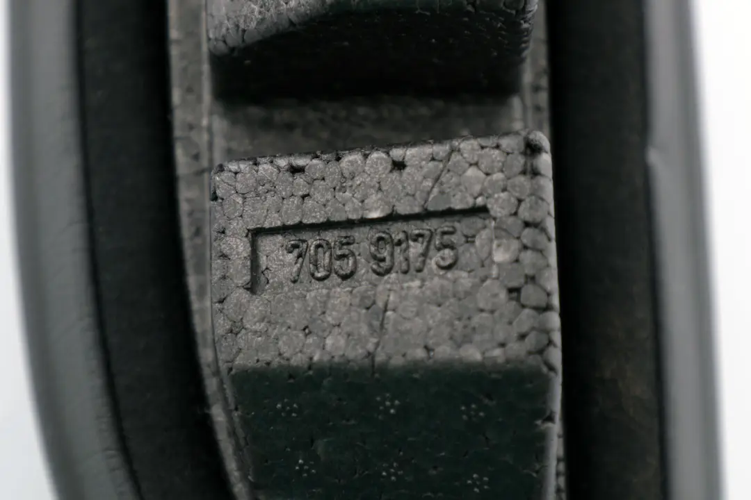 Asiento trasero Mini Cabrio R52 Reposacabezas De cuero Panther Negro Molette para con número de pieza 7132992 Asiento trasero Mini Cabrio R52 Reposacabezas De cuero Panther Negro Molette - SKU 7132992 - Número de pieza 7132992