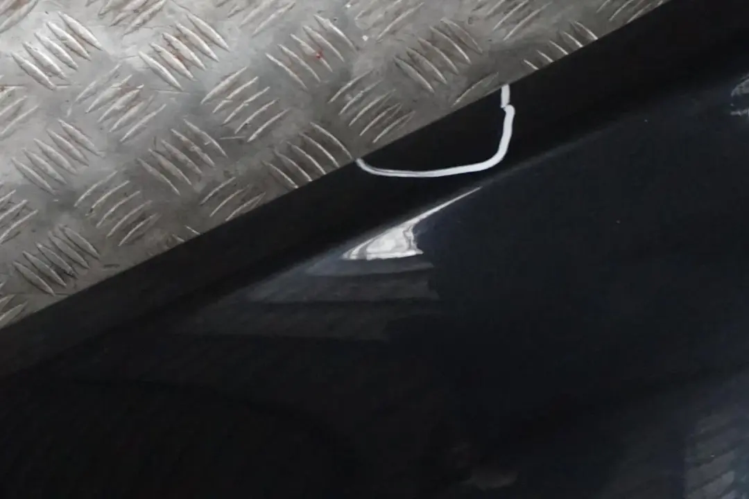 BMW E81 E87 Błotnik lewy przedni black saphire 475 - SKU 7133227-BS9 - Numer Części 7133227